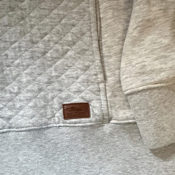 LLBean Women’s Quarter-Zip Sweate - Picture 3 of 4